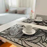 Cozy Apartment Center